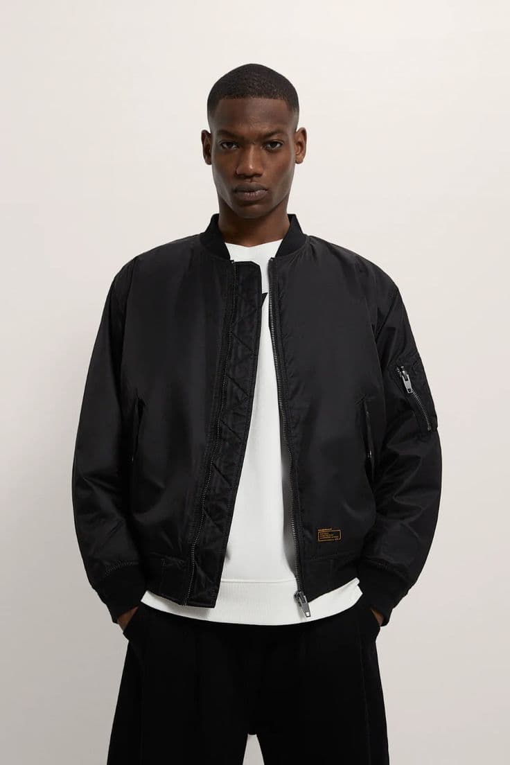 Onyx Structured Flight Bomber